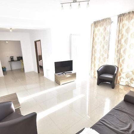 Vilagio Apartments Năvodari Eksteriør bilde