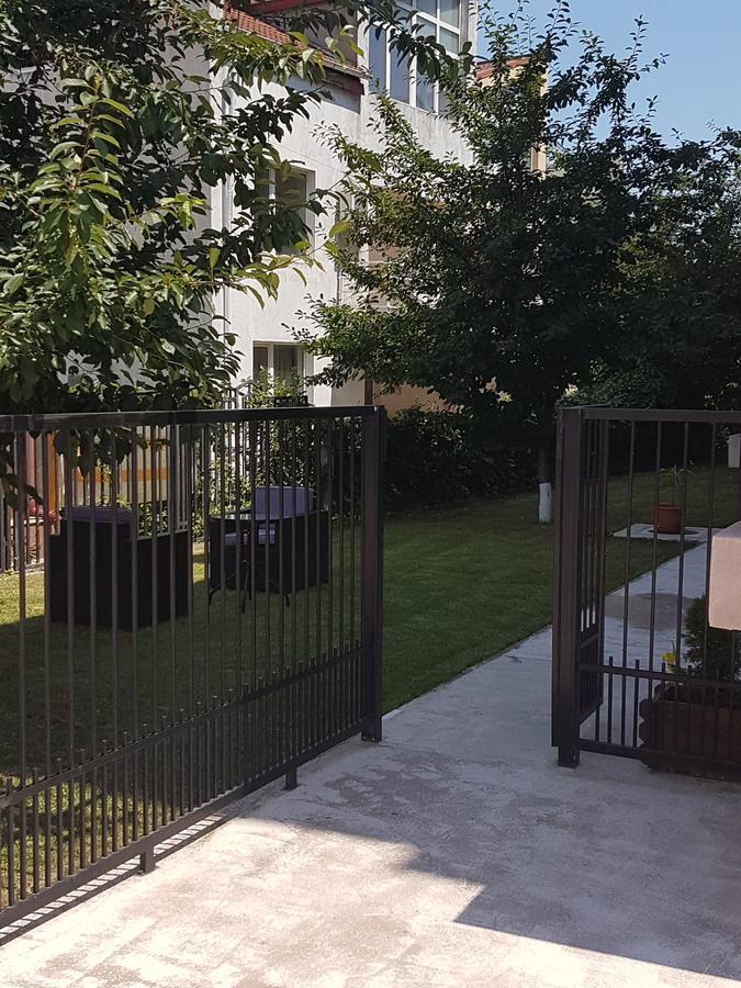 Vilagio Apartments Năvodari Eksteriør bilde
